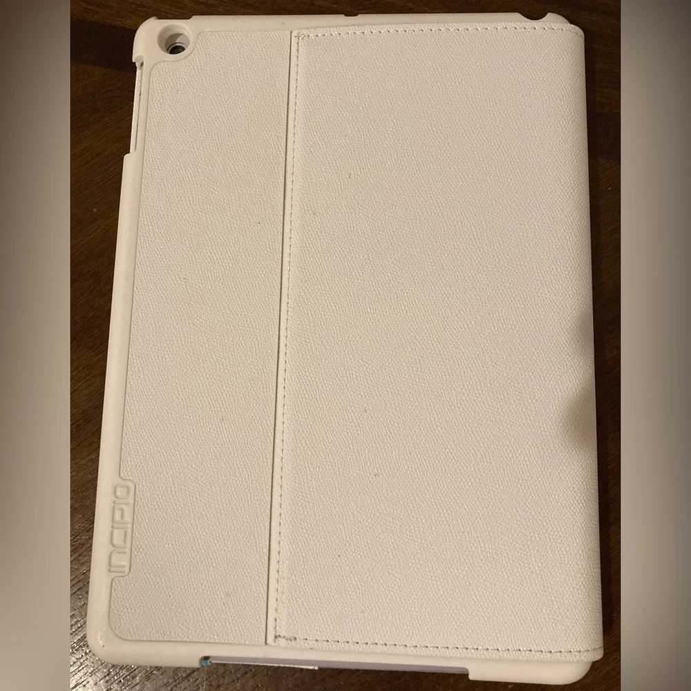 New Incipio Watson iPad Air Folio Wallet With Removable Hard Case